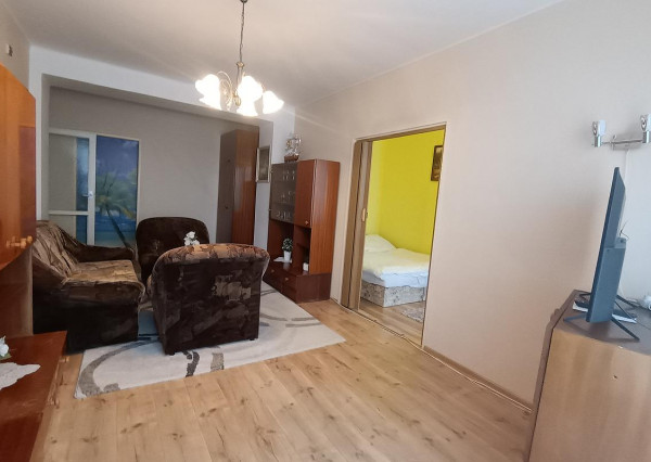Rezervované - 3 izbový byt s balkónom v centre mesta